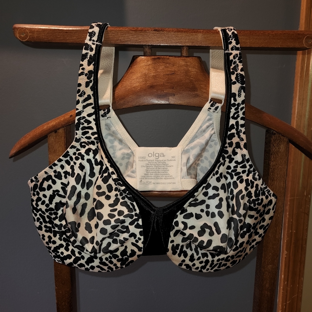 OLGA38C leopard print bra